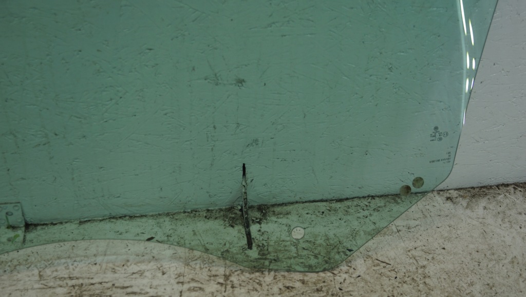 фото №11, Стекло дверь правый перед vw eos