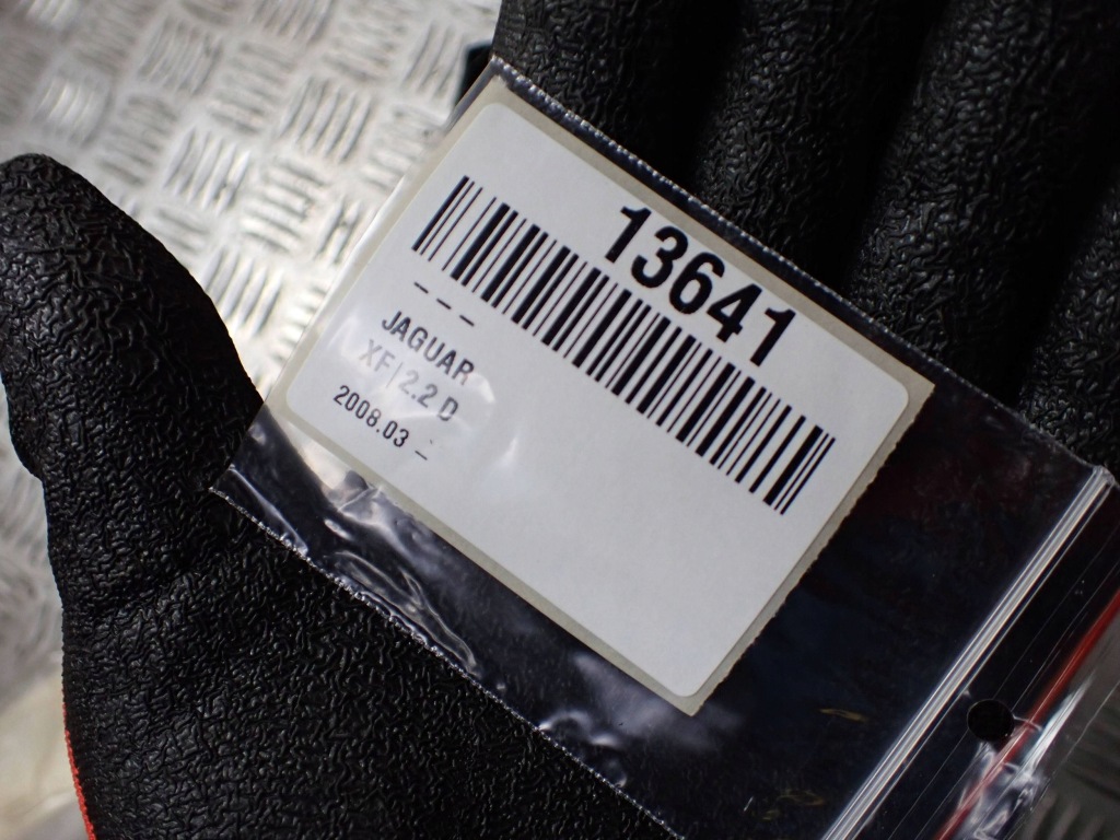 Замок дверей задніх jaguar xf x250 8x2324994cf задні сторона права Київ