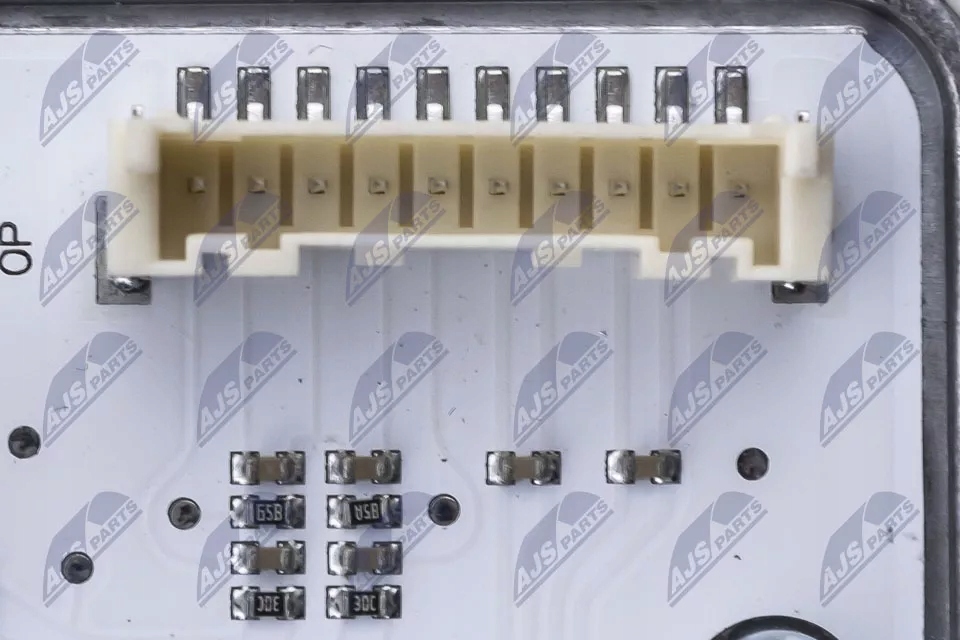 фото №12, Модуль блок керування перетворювач світла денного led drl do audi q5 16- ліва