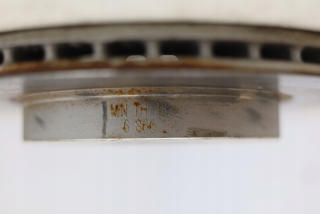 фото №11, Тормозные диски тормозные диск тормозные колодки перед bmw i3 6866293 458km