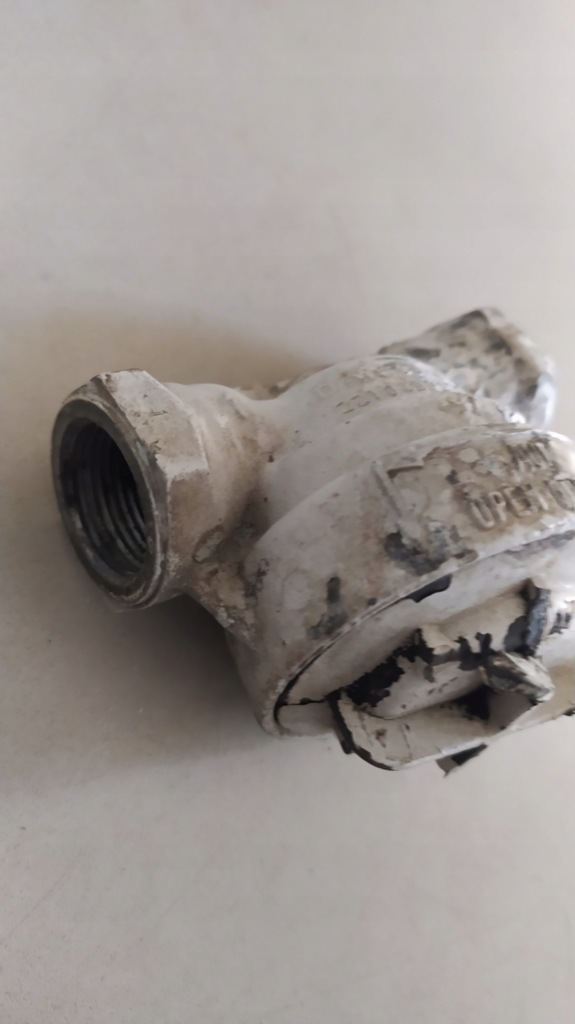 фото №1, Mercedes - benz actros mp4 клапан проточный mercedes 2210400002