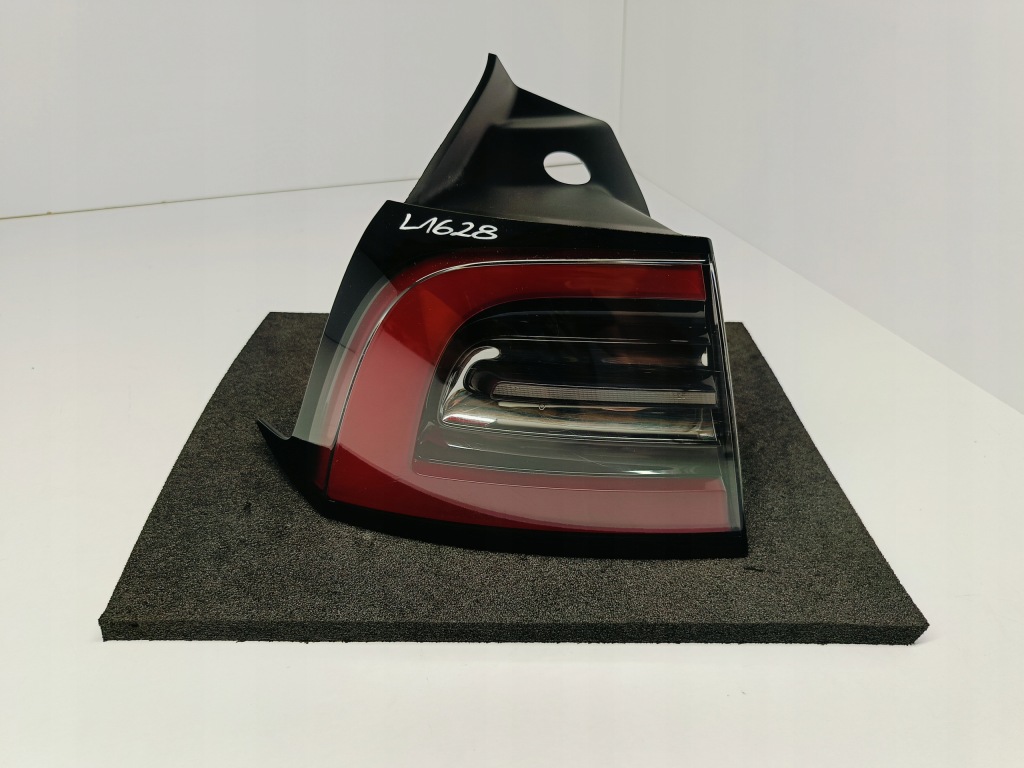 Купить Tesla 3 iii рестайлинг  y my 20-лампа фара свет левый задний  led 1502086-00-d