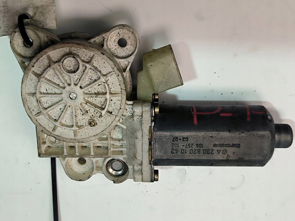 Купить Моторчик стекло lp 0130821921 mercedes w215