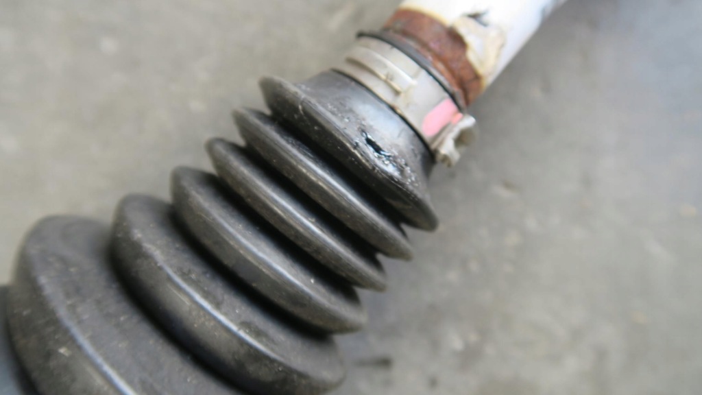 фото №3, Ford focus mk3 electric привідний вал ліва оригінал