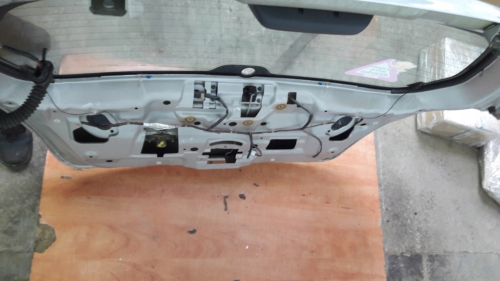 фото №7, Suzuki liana hb крышка багажника багажника