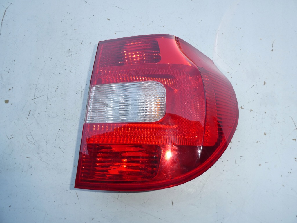 фото №1, Лампа правый задняя skoda yeti 5l0945096