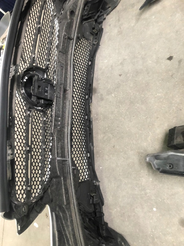 фото №9, Mercedes-benz w205 lift c-klasa оригинальный kompletny перед капот лампы