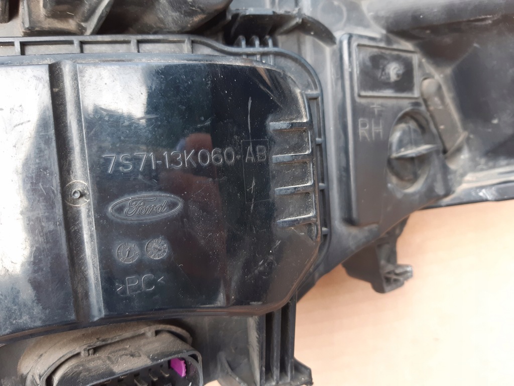 фото №12, Лампа правая перед передняя ford mondeo mk4 07-14 1136477r