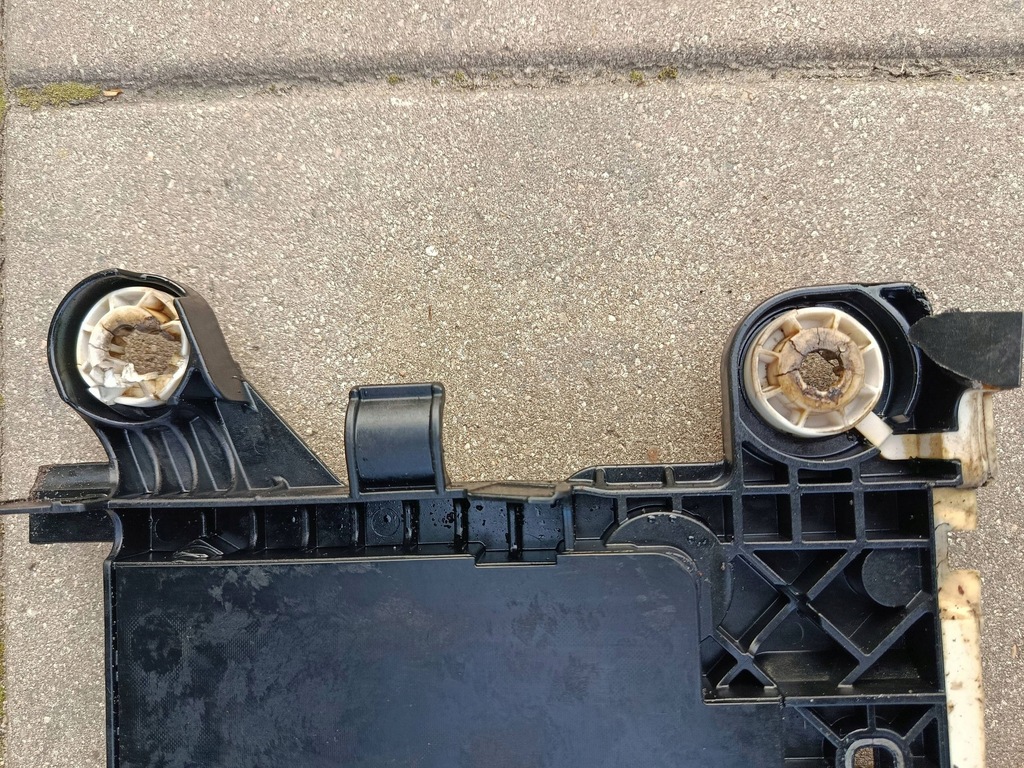 фото №8, Основа кронштейн акумулятор bmw x1 f48