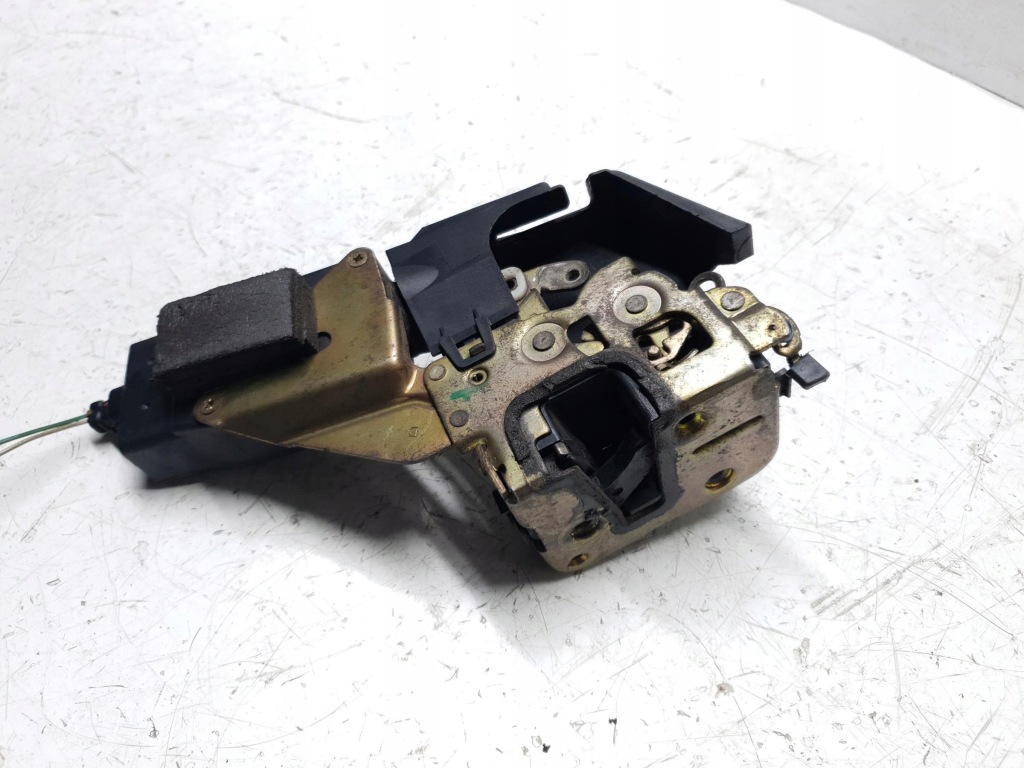 фото №4, Замок правый задняя 2 pin volvo v40