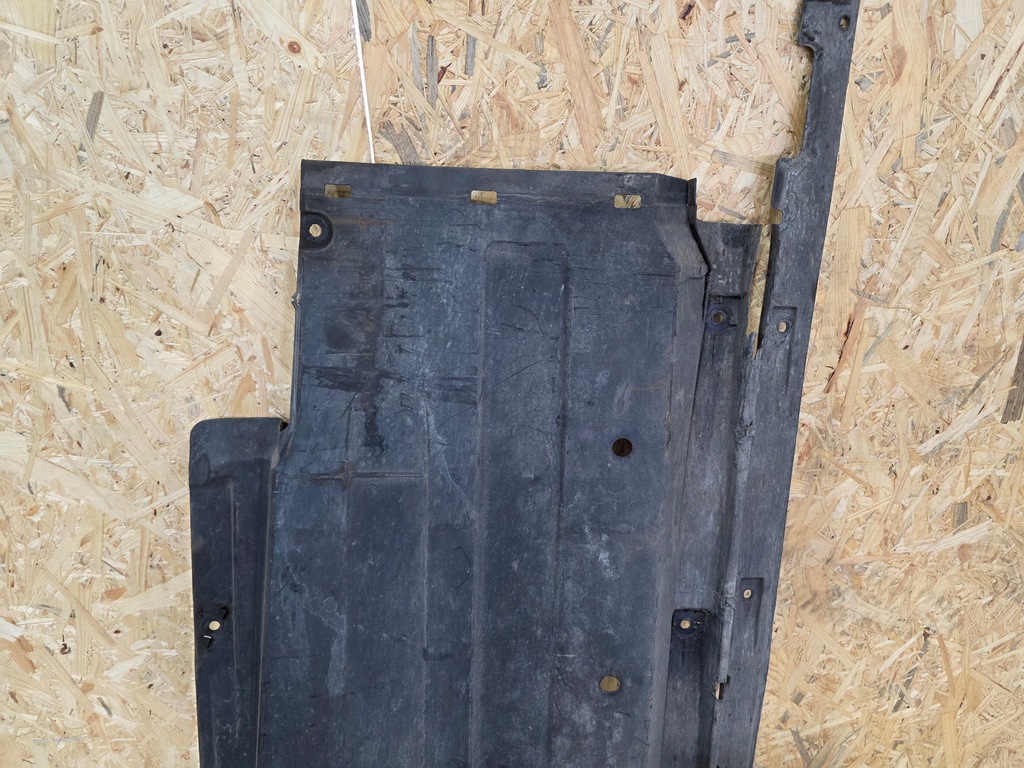 фото №13, Захист плита підвіска ліва велика audi q5 8r lift 8r0825207b оригінал 17