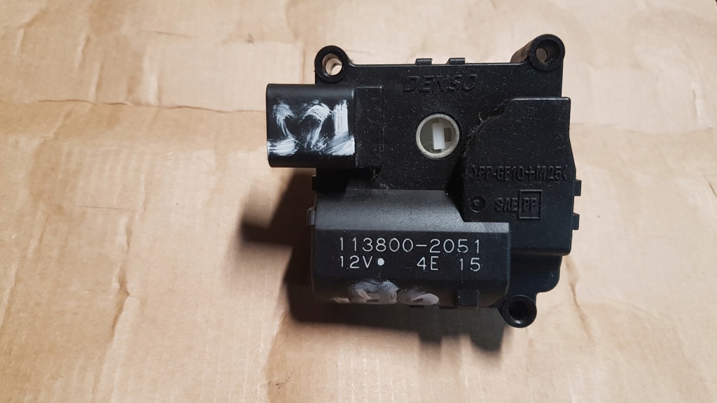 фото №1, Toyota avensis t25 03-08 моторчик отопителя