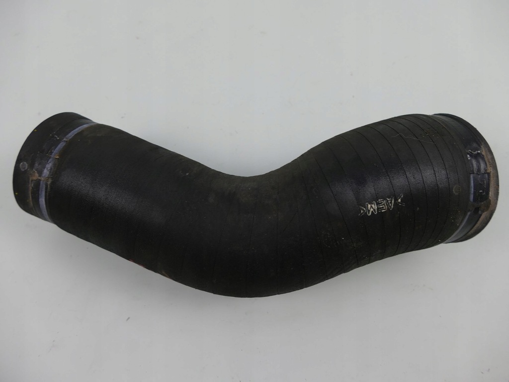 фото №1, Isuzu grafter n35 3.0 d шланг воздуха труба n75