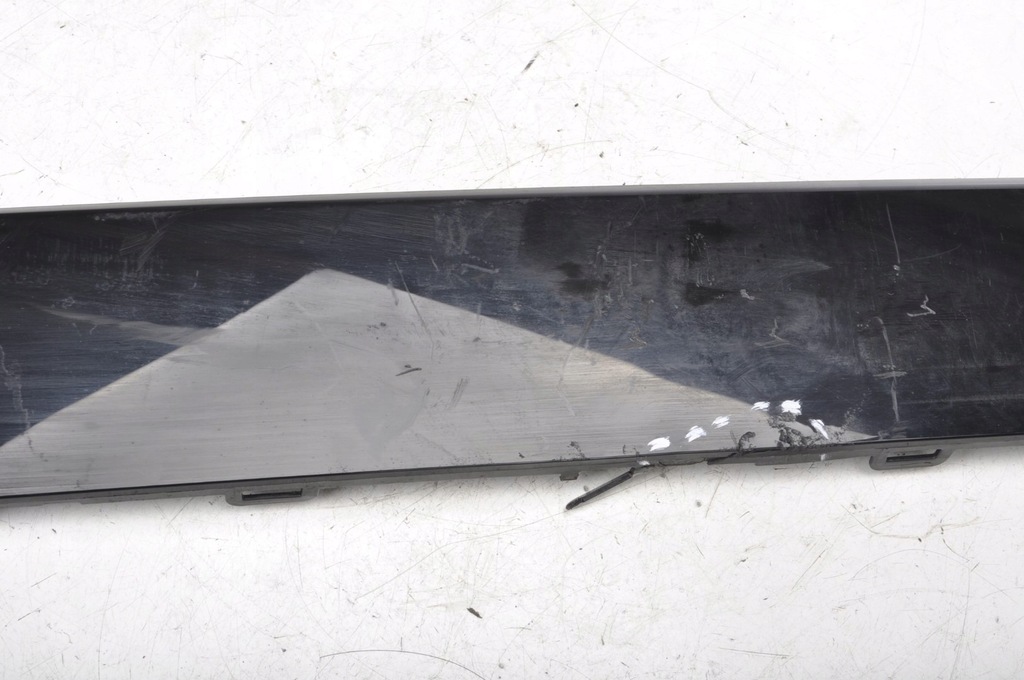 фото №8, Honda civic x молдинг бампера задня заднього 71507-tgg