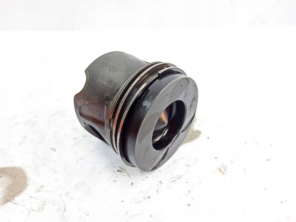 фото №14, Mercedes-benz cls c219 2005 поршни