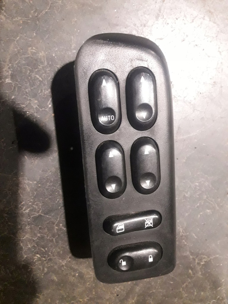 фото №1, Панель окон левый перед ford macerick ii