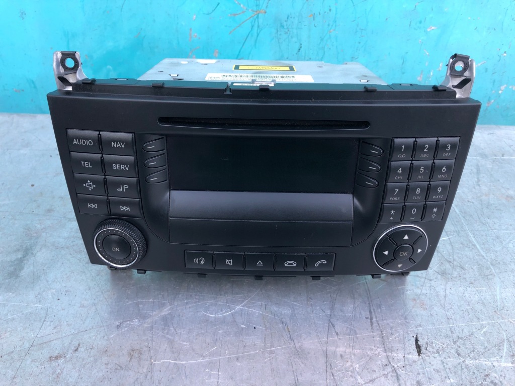 фото №1, Mercedes w203 lift command радіо навігація navi