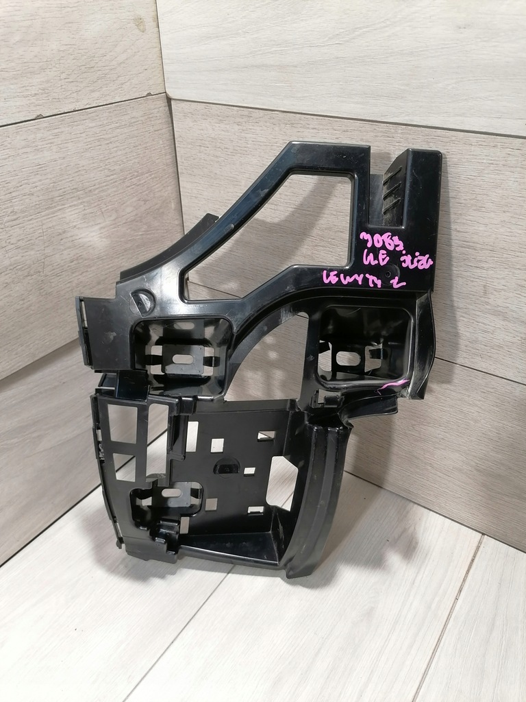 фото №1, Mercedes gle направляющая бампер левый задняя a1678804101