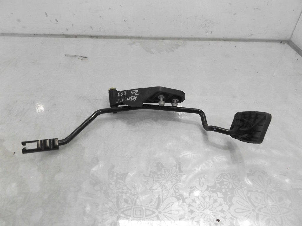 фото №1, 607 2,2hdi педаль газа