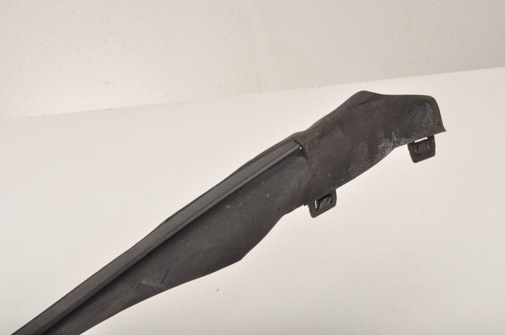 фото №8, Volvo s60 ii v60 молдинг стекло передней лобовое 30753985 левая