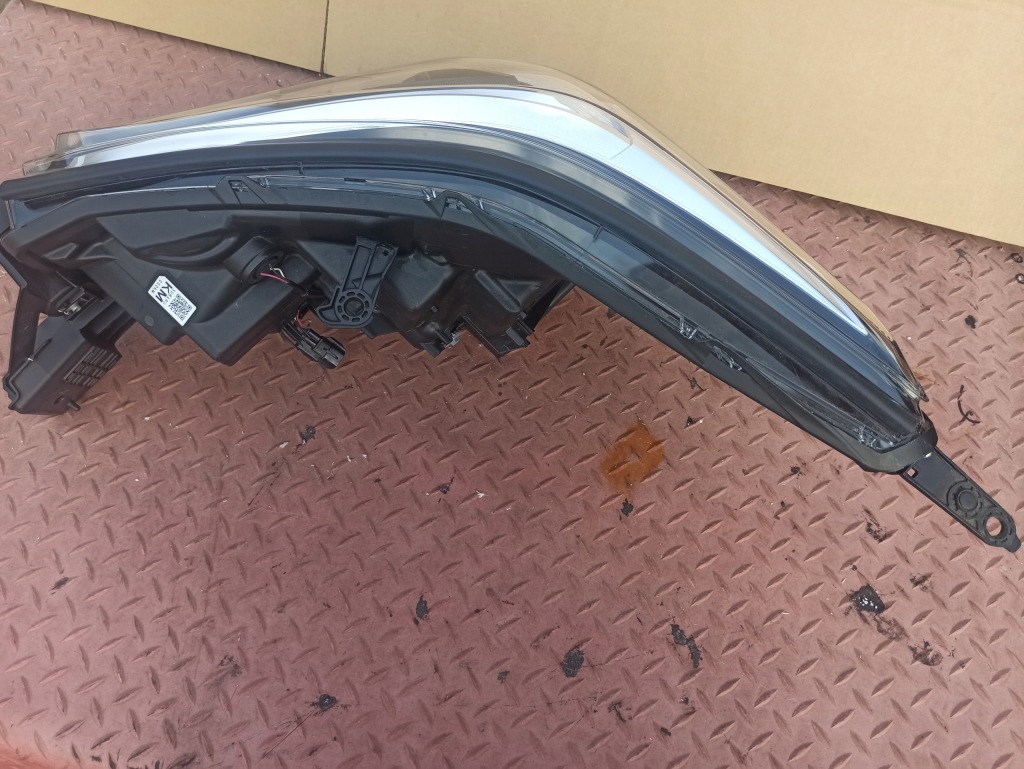 Subaru forester v full led європа 2024-2025r рестайлінг  k-5 гарний стан фара правий Недорого