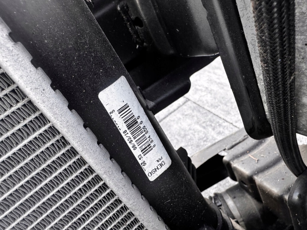 Комплектний  ремінь передній радіатор fiat 500 abarth оригінал в Україні