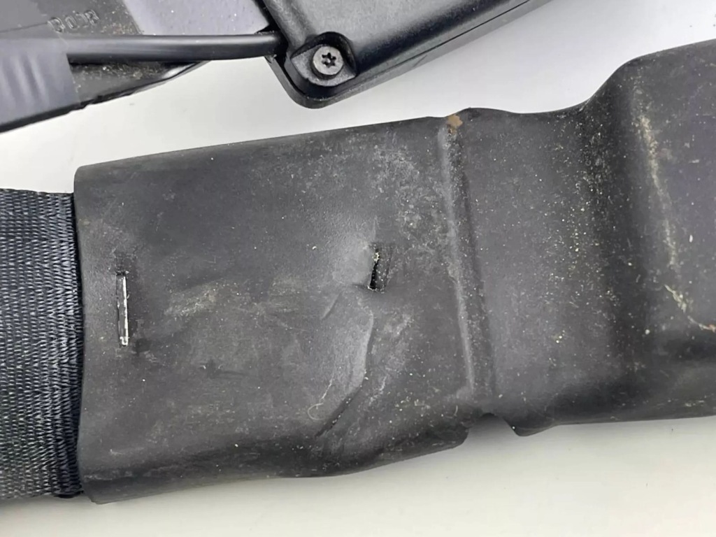 Купити Замок поперечина середнього citroen ds7 crossback 6358909b