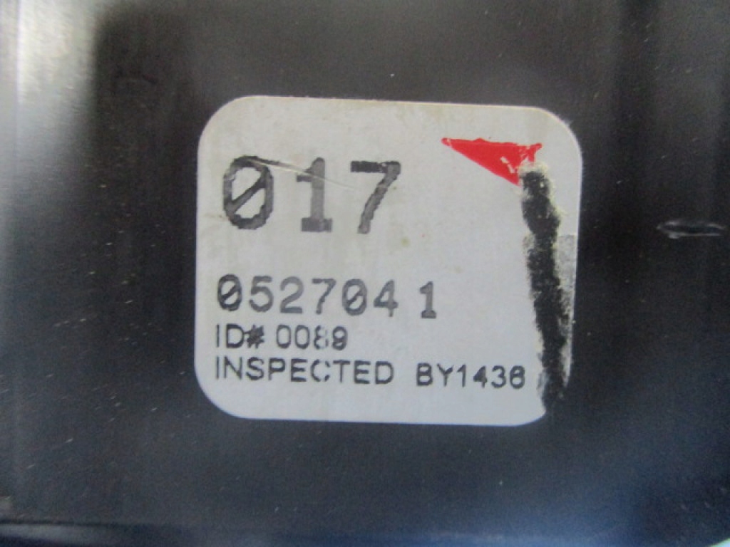 фото №5, Cadillac srx 3.6 v6 коробка предохранителей 25771741