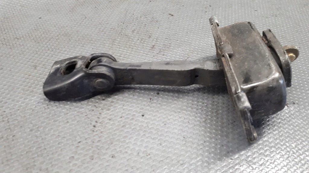 фото №10, Ограничитель дверь левый перед mercedes w168