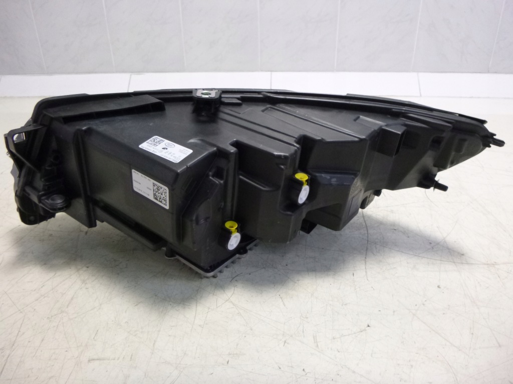 Lr discovery sport рестайлинг  фара перед led европа  новая правый Оригинал