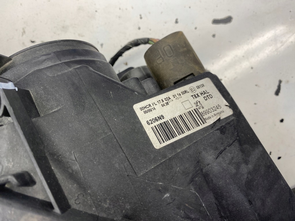 фото №8, Peugeot 3008 i лампа правий перед 89903245