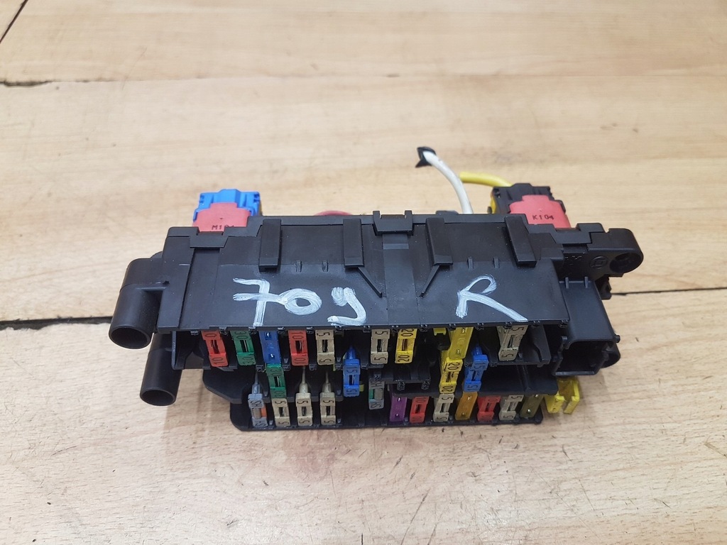 фото №1, Коробка предохранителей citroen xsara ii 2.0hdi