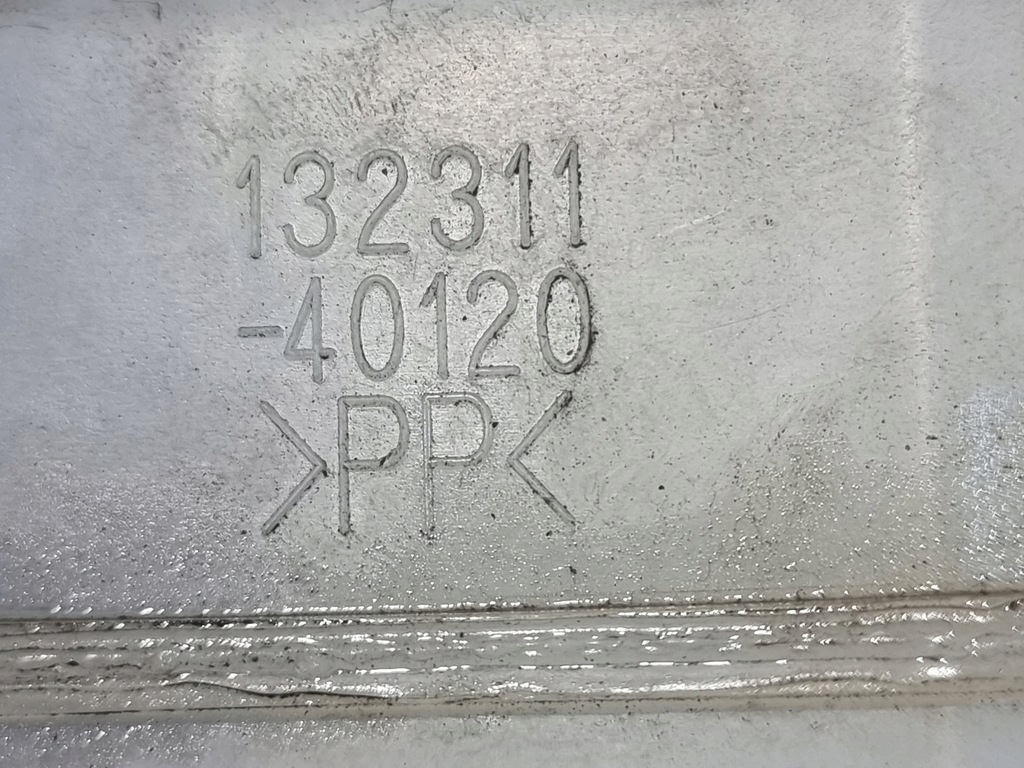 фото №12, Бачок рідина гальмівний оригінальний номер 132311-40120 toyota prius ii 08r