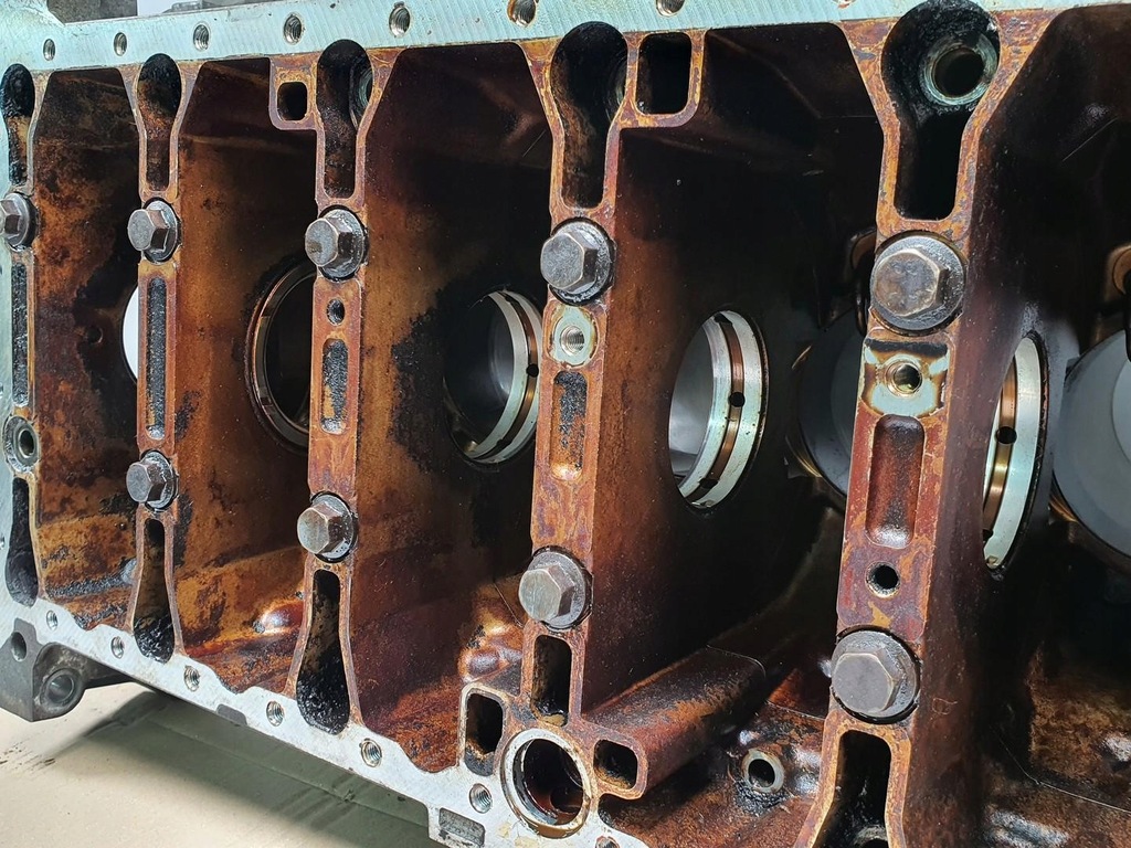 фото №13, Блок двигателя volvo v50 2.4 b b5244s