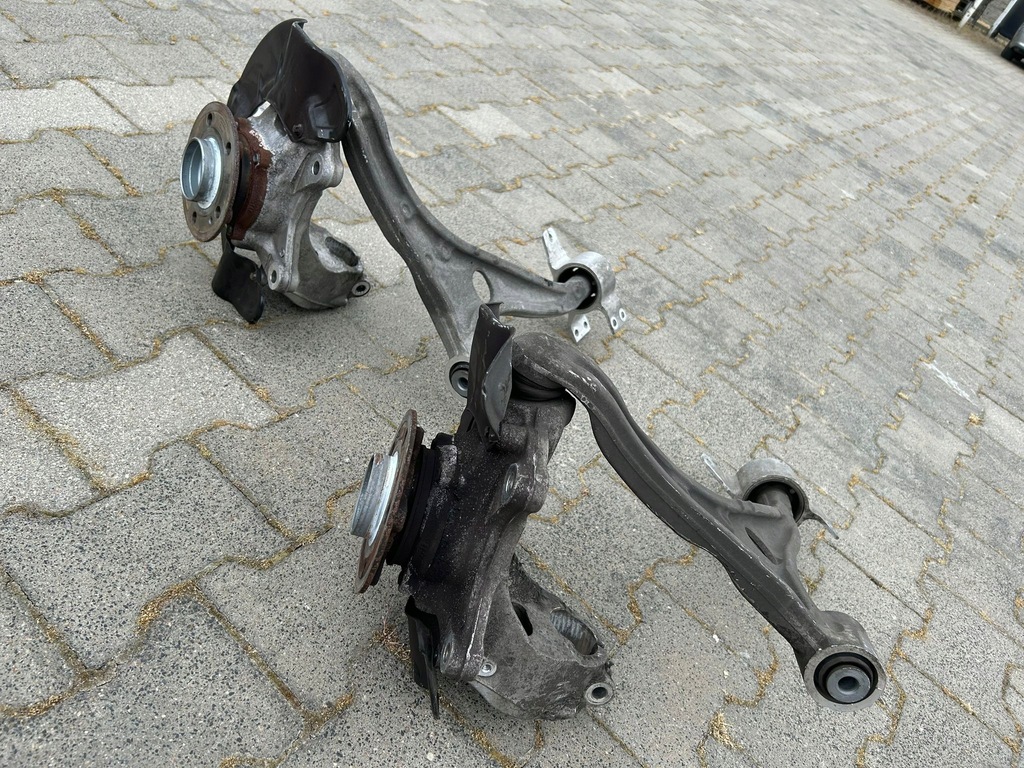 фото №1, Поворотный кулак + рычаг mercedes w177 w247 gla