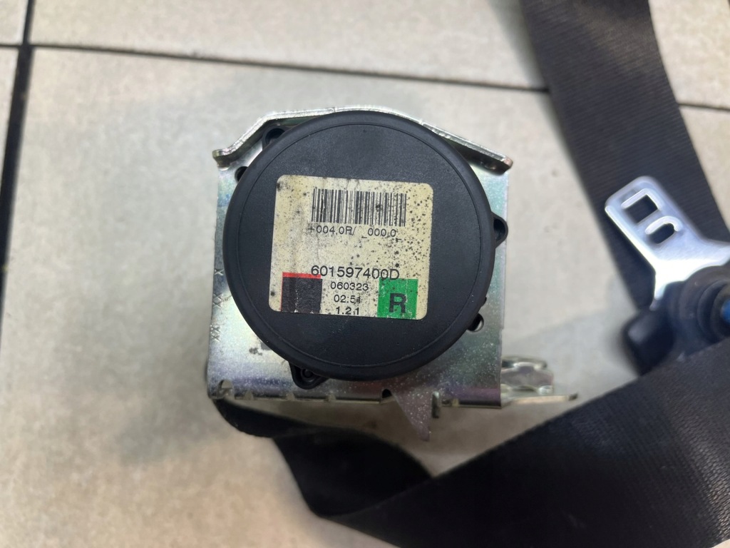 Ремінь безпеки правий перед focus c-max 1.6 16v b 4m5112a650hg Оригінал