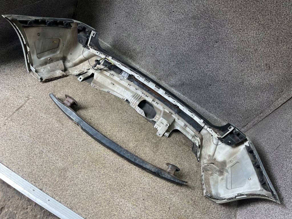 Бампер задний балка pdc задняя mpakiet 354/7 titansilber bmw x3 e83 Доставка