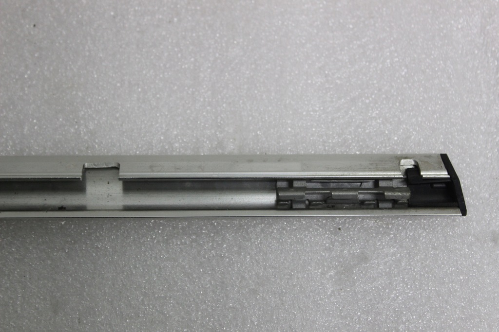 фото №11, Mercedes glk x204 молдинг скло багажника накладка права хром a2046701222