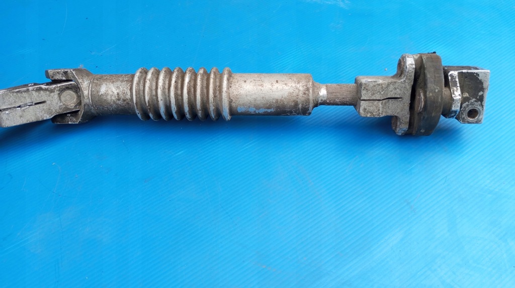 Bmw 3 e36 кабриолет  8360915 8360922 колонка рулевая воздуховод замок зажигания eu Киев