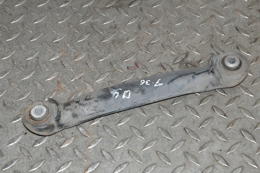 фото №1, Mercedes slk250 r172 2011 rhd задний правый рычаг