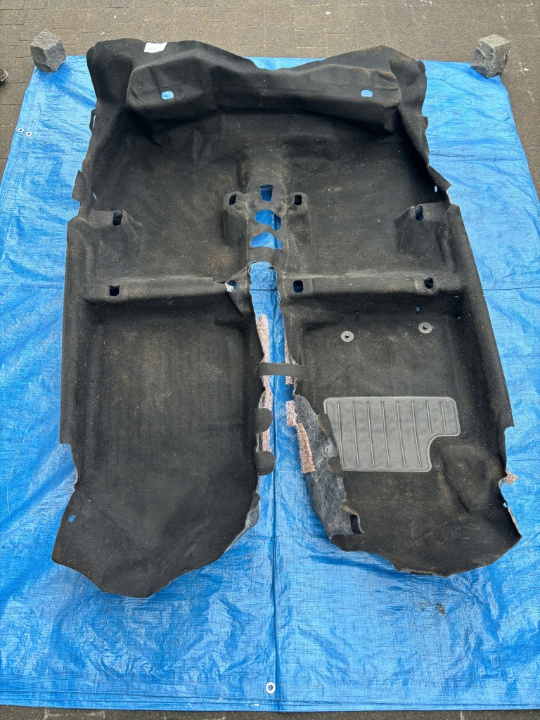 фото №1, Peugeot 108 citroen c1 ii toyota aygo ii обшивка килимок салону