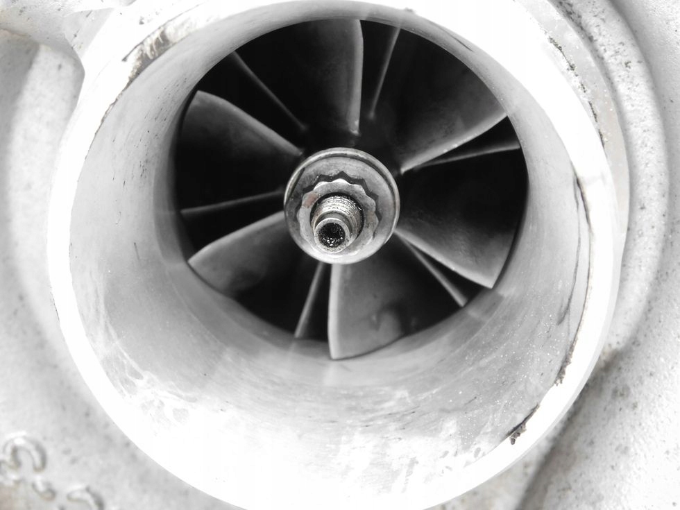 Двигун комплект  volvo xc90 2.4 d 185km 10r d5244t насос форсунки turbo v70ii Недорого