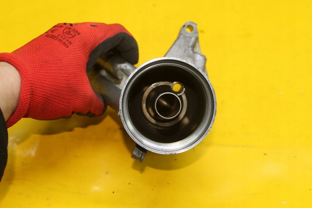 фото №7, Корпус фільтра оливи s6 c6 5.2 fsi bxa 079115401m