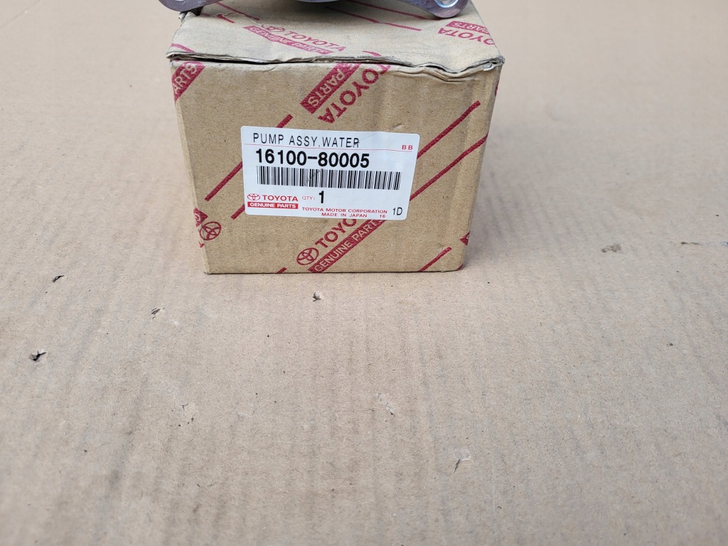 фото №4, Toyota iq 1.0 насос wody nowa оригинал!