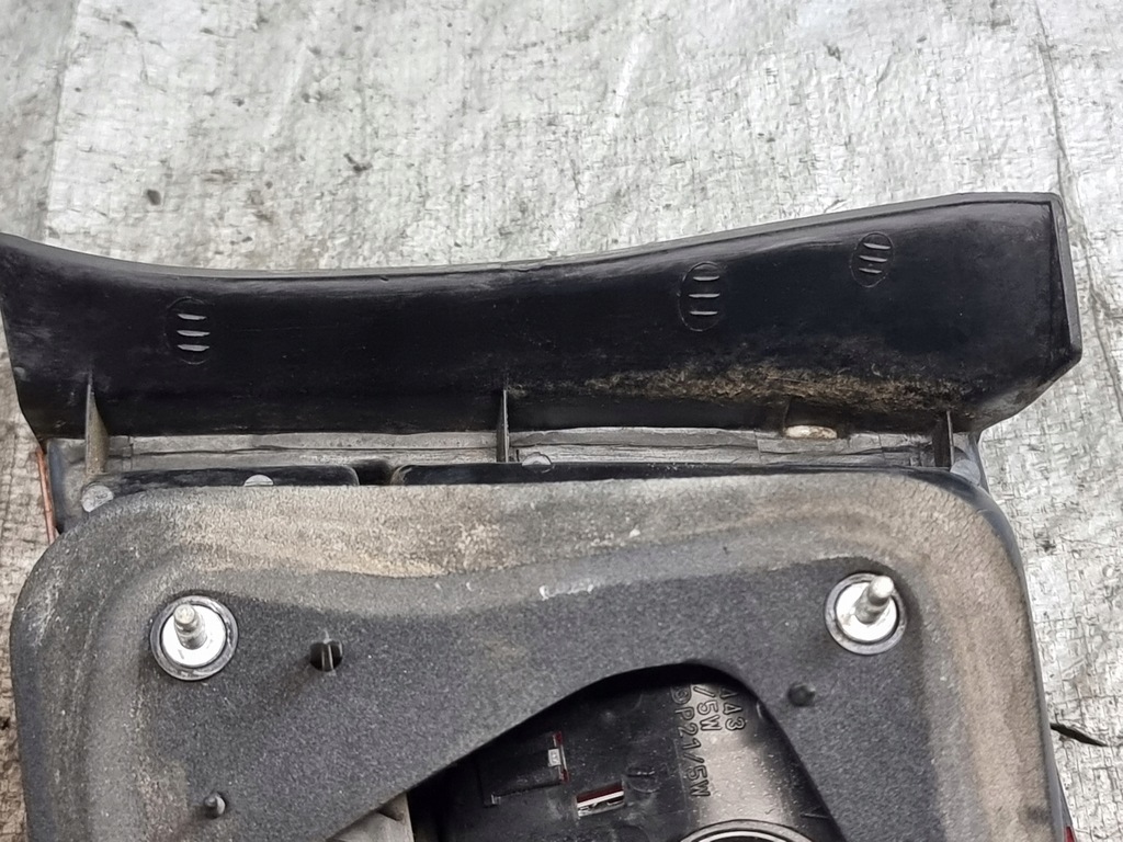 фото №13, Лампа левый задняя оригинальный номер 043-1267l honda civic vi 6 sedan 99r