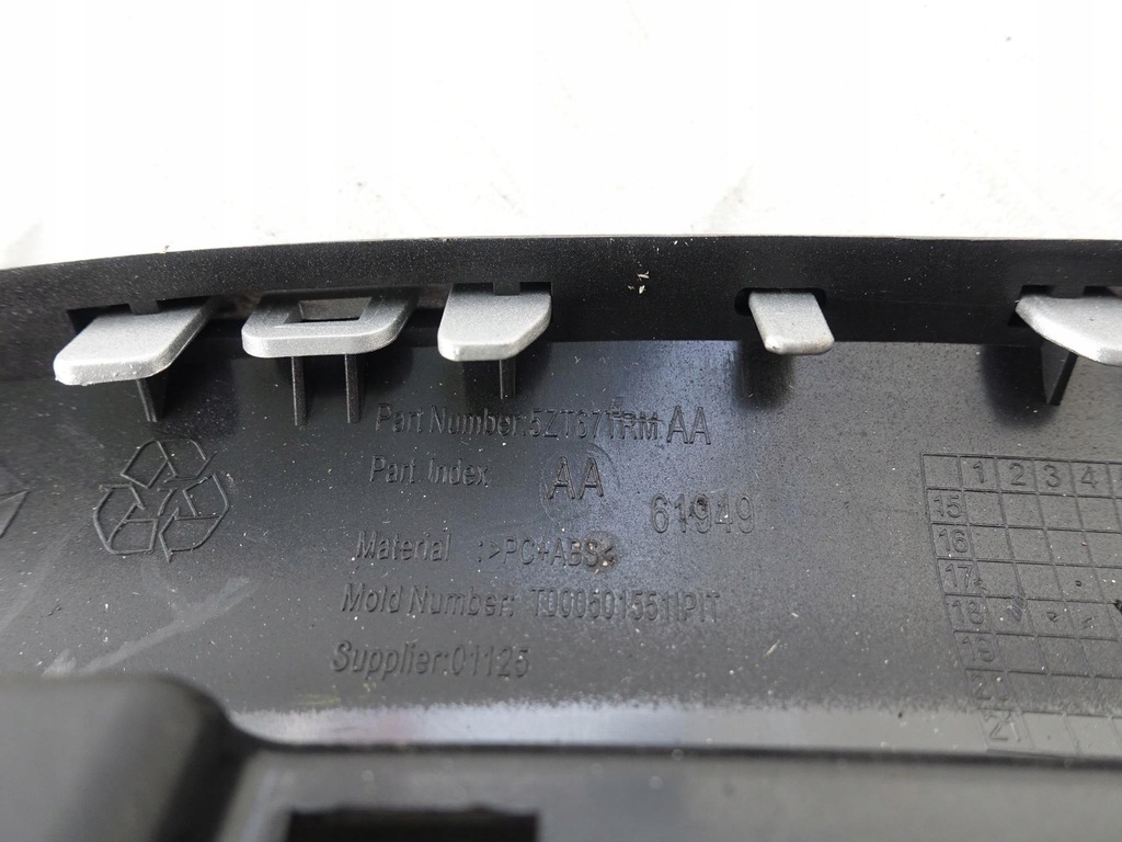 фото №7, Jeep compass ii 17-21 рамка корпус спидометра