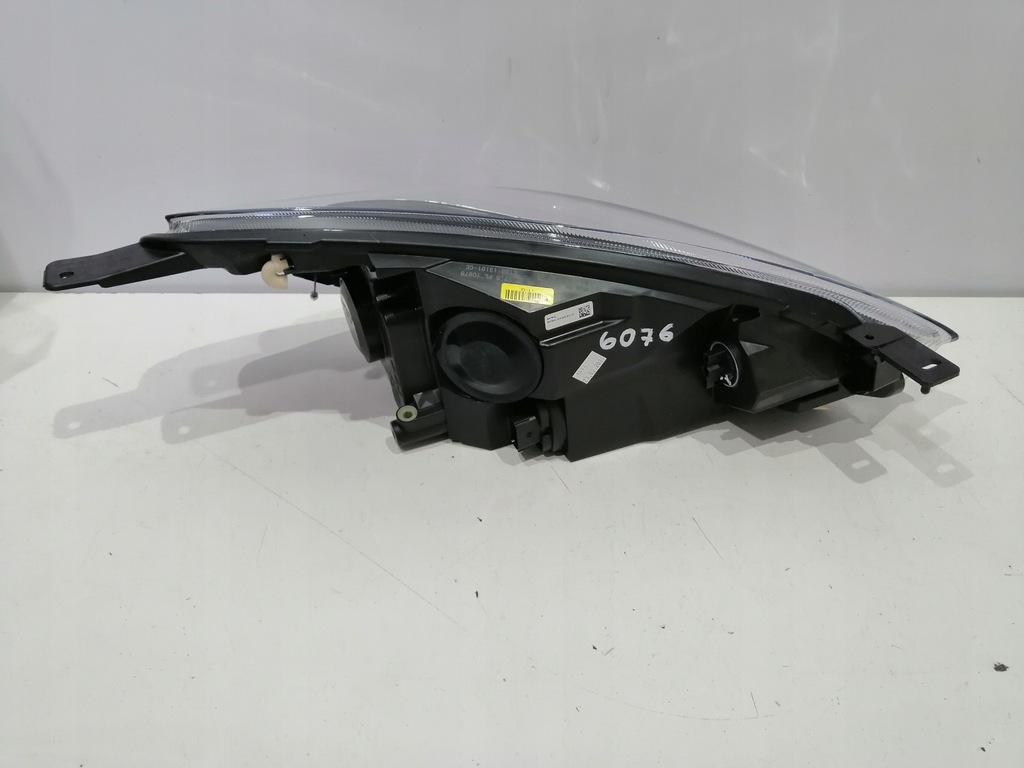 фото №8, Лампа левая передняя перед ford fiesta mk8 nowa