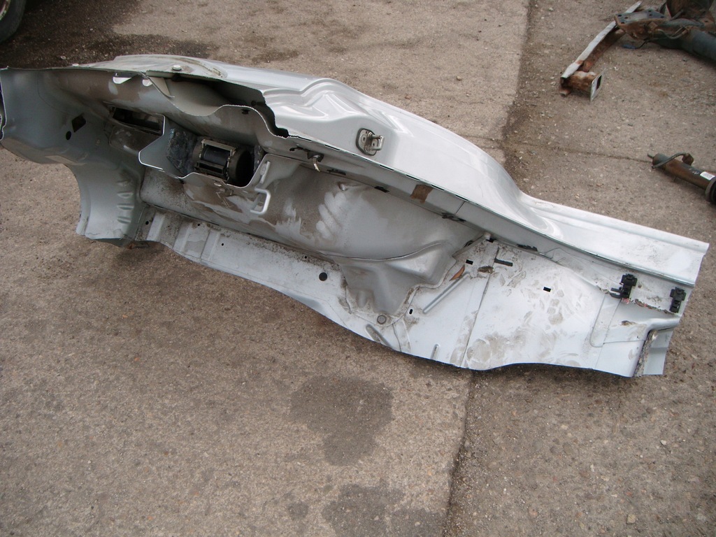 фото №9, Peugeot 207 sw 08-12 ezrc крыло левый задняя