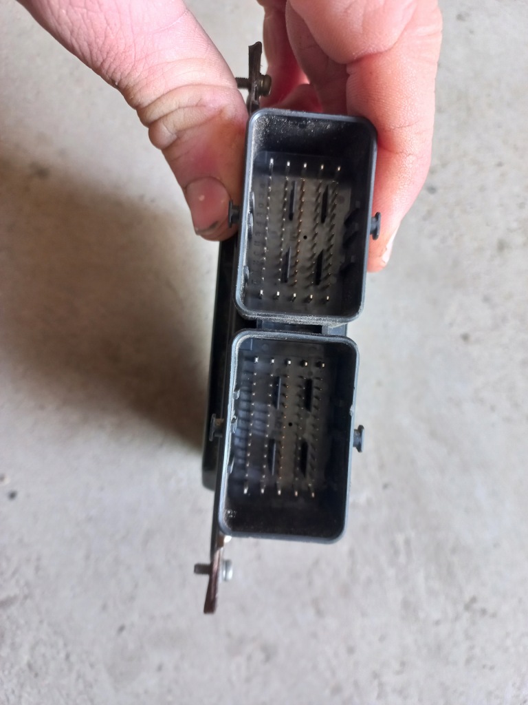 фото №3, Subaru outback 15- модуль бортовой компьютер двигателя usa