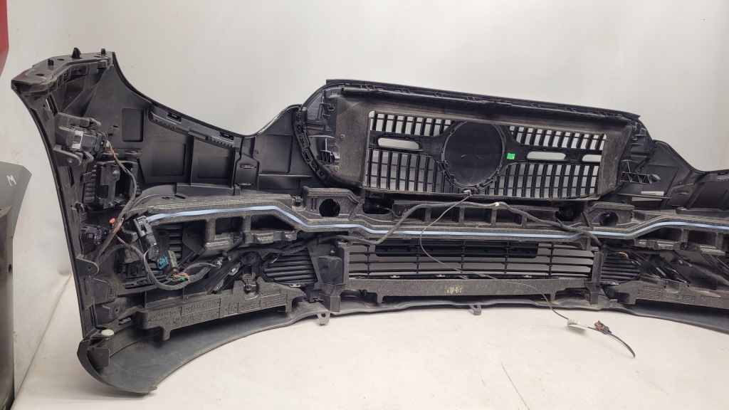 фото №9, Mercedes glc w254 x254 22r- бампер перед передний kpl. oryg